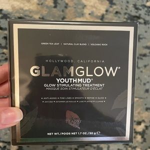 NEW & SEALED GLAMGLOW Youthmud Full Size (1.7 oz) - Retails for over $80!